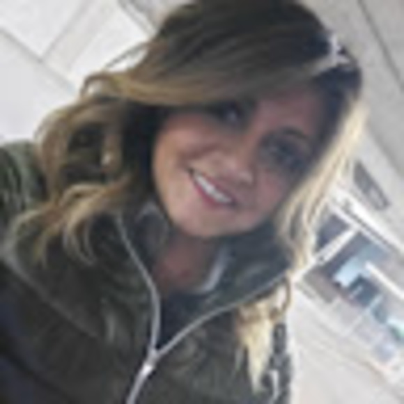 Meet your Posher, Sheilly - Picture 1 of 1